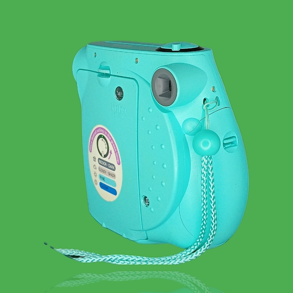Fujifilm Instax Mini 7S Camera - Picture 5 of 11